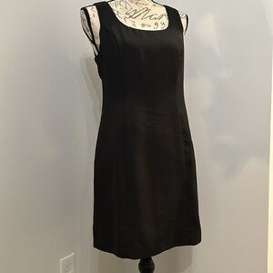 VTG Semi Formal Dress Black Sleeveless Scoop Neck Tapered Strappy Back Size 12
